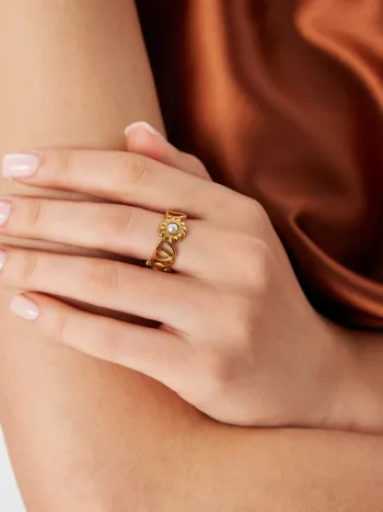 Blumen-, Faux-Perlen- und Herz-Ring