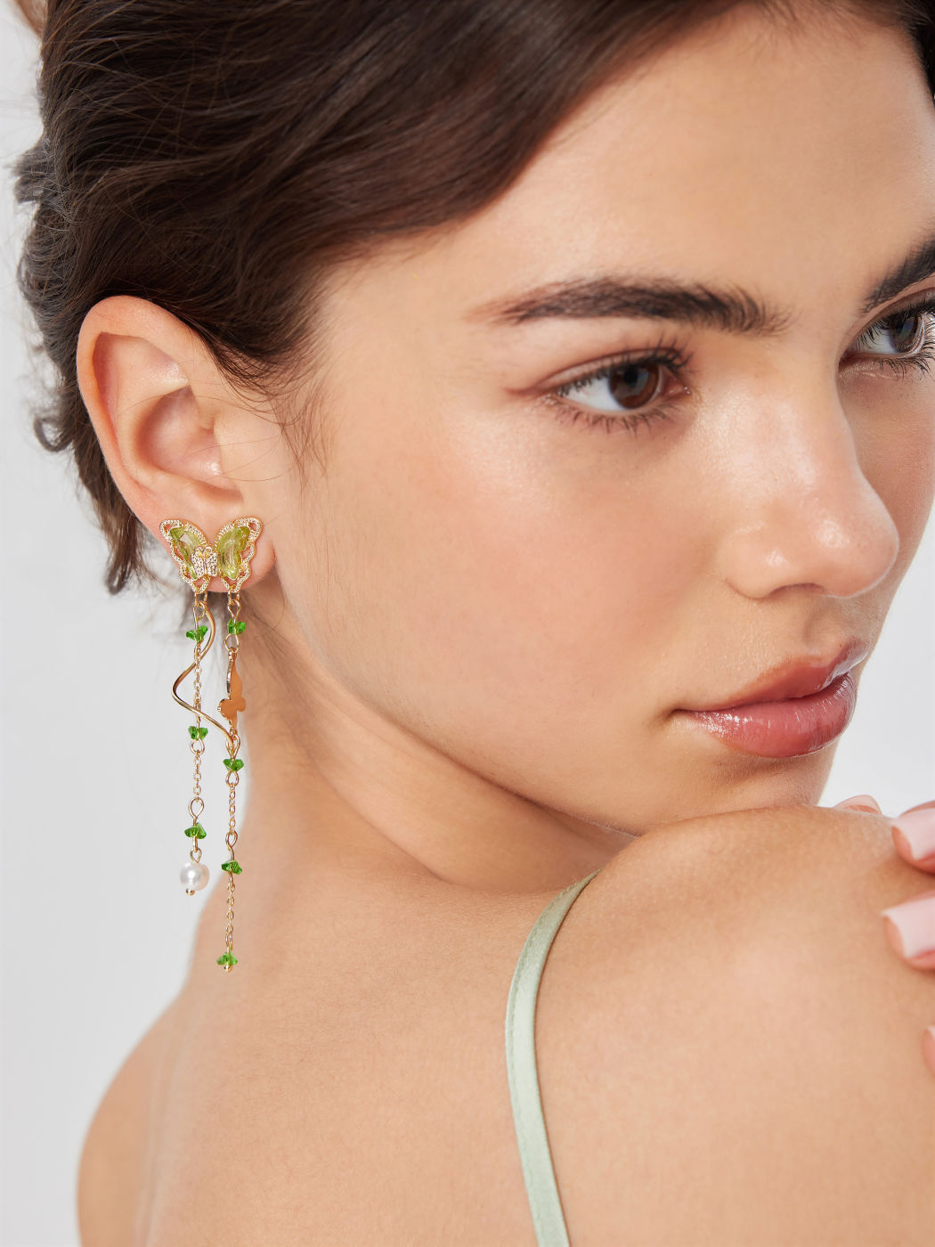 RHINESTONE DECOR BUTTERFLY FAUX PEARL TASSEL EARRINGS