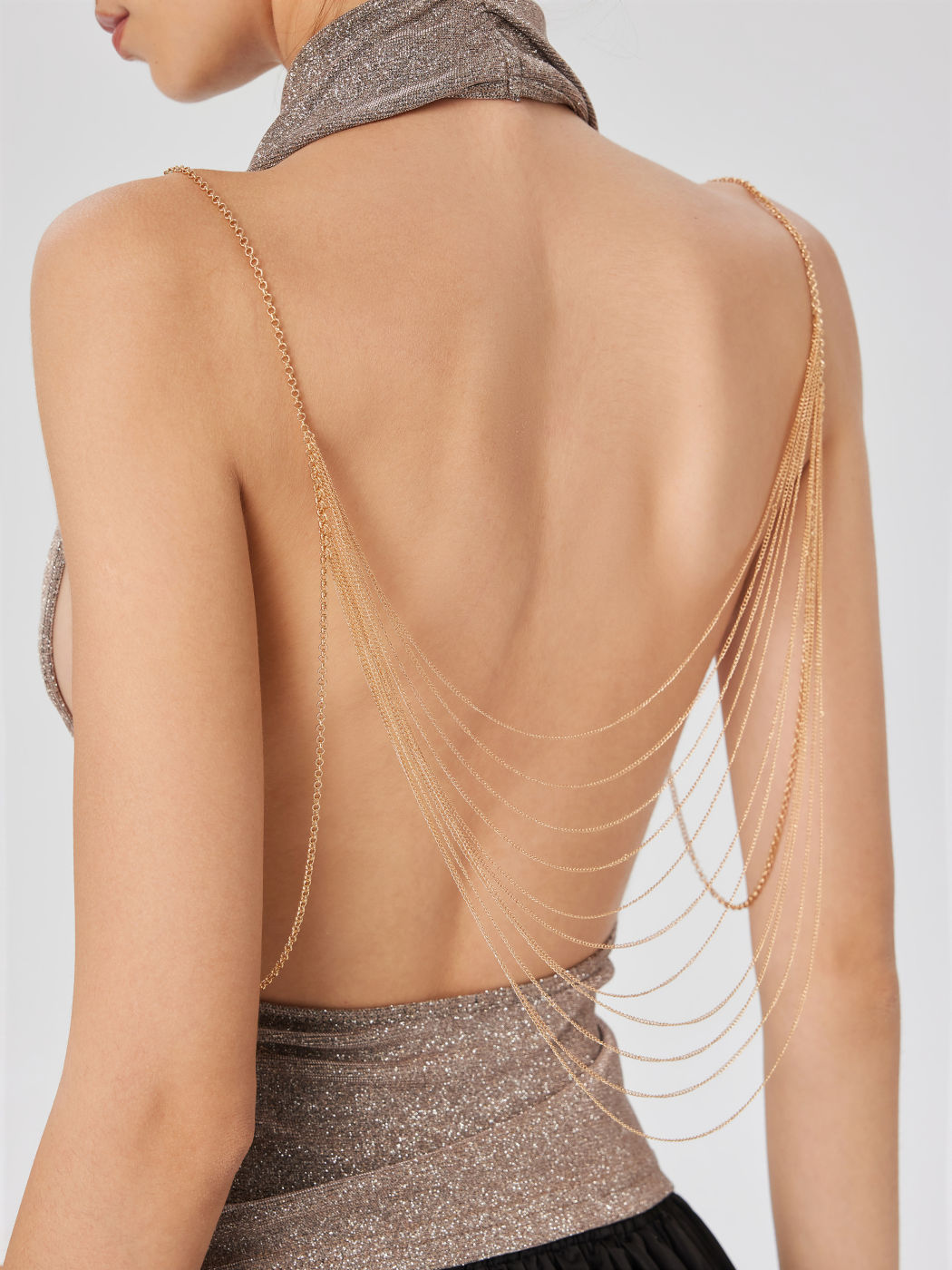 MULTI-LAYERED BACK BODY CHAIN