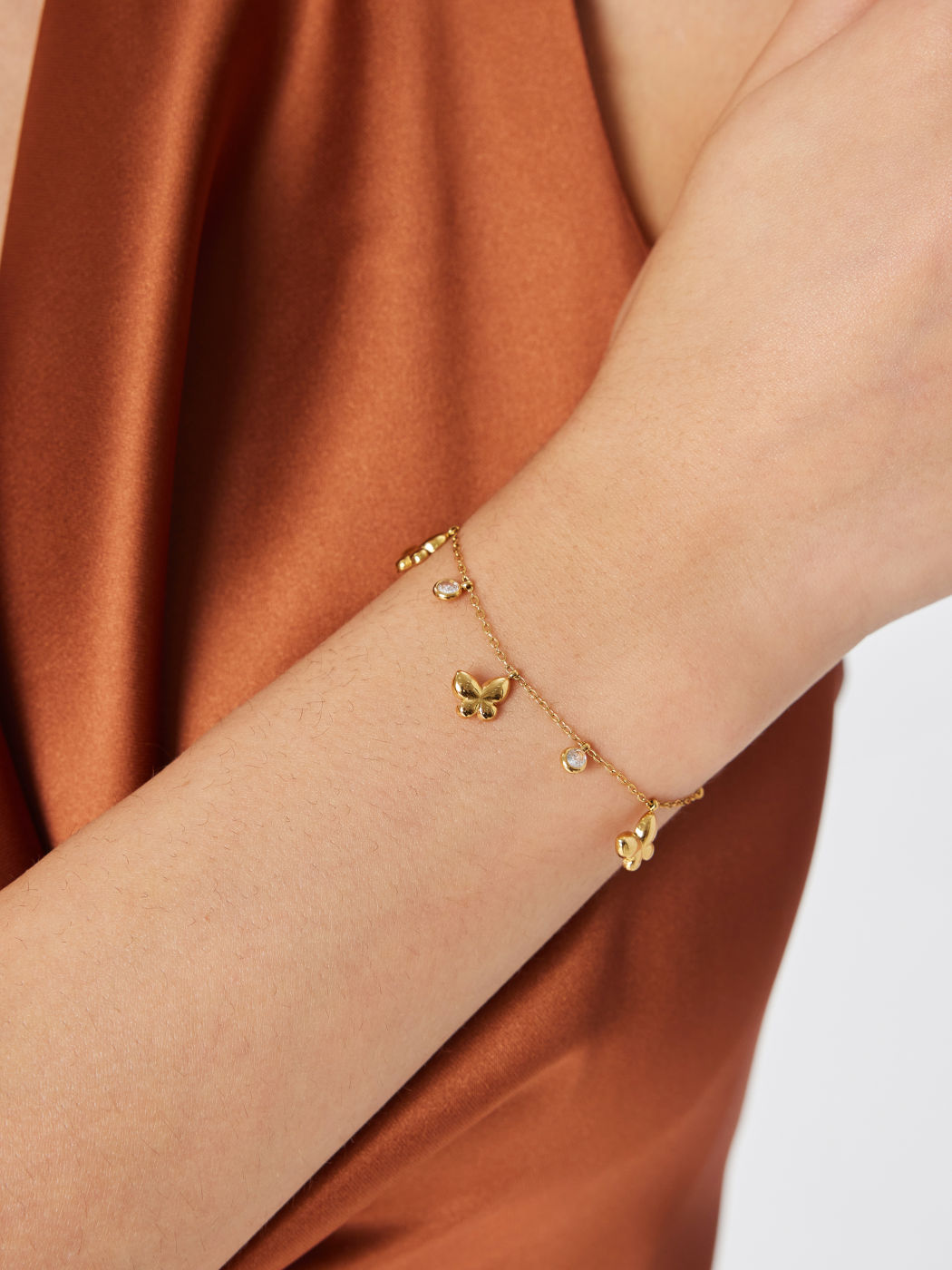 BUTTERFLY & RHINESTONE 18K GOLD PLATED STAINLESS STEEL BRACELET
