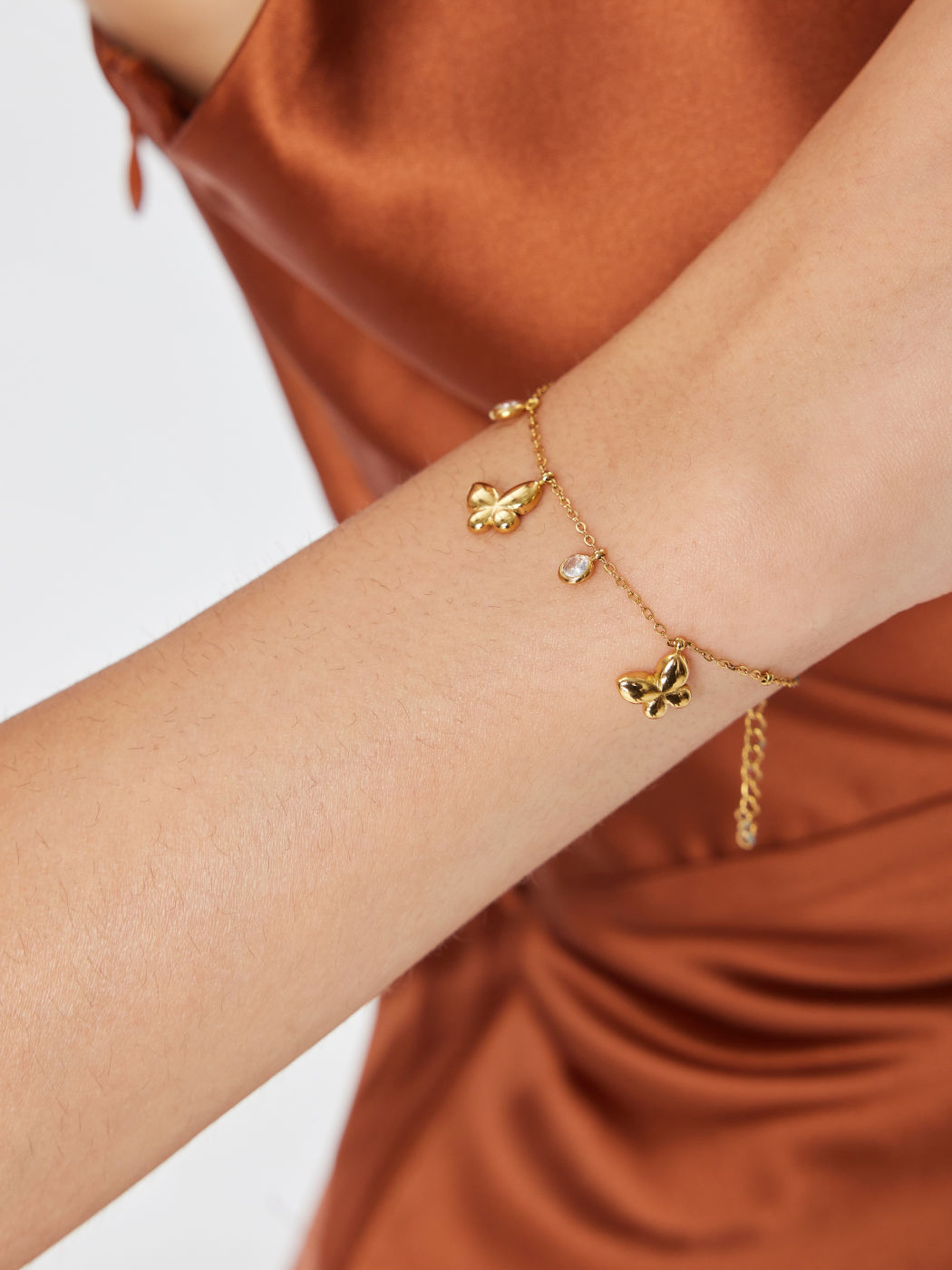 BUTTERFLY & RHINESTONE 18K GOLD PLATED STAINLESS STEEL BRACELET