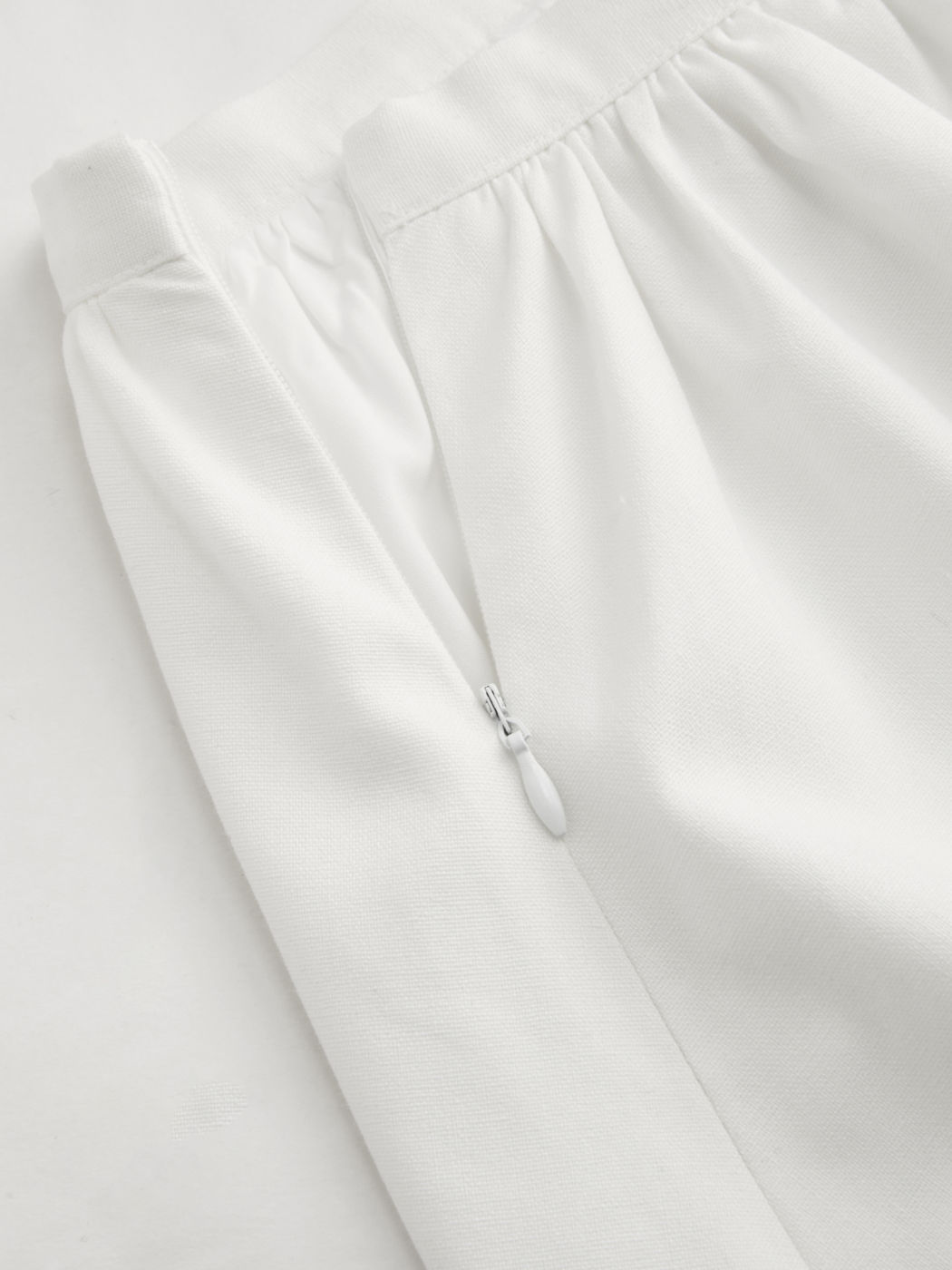 Linen-blend Halter Neckline Stand Collar Backless Knotted Top With Maxi Skirt