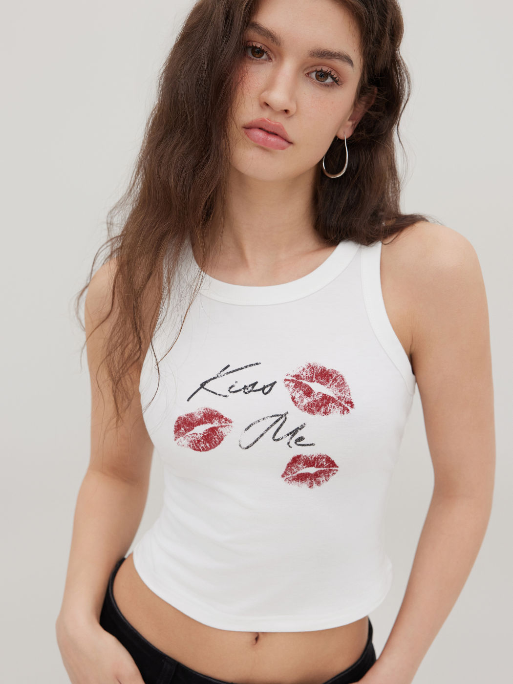 Kiss Me Lips Graphic Tank Top