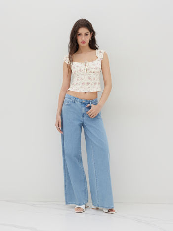 Ditsy Floral Knotted Lettuce Trim Crop Tank Top