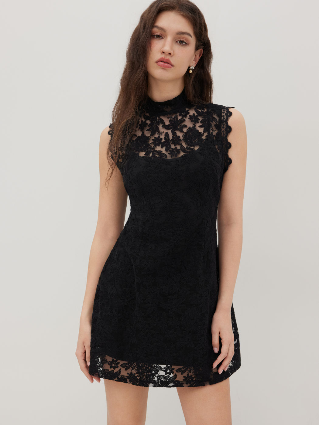 Spitzen Hochkragen Minikleid