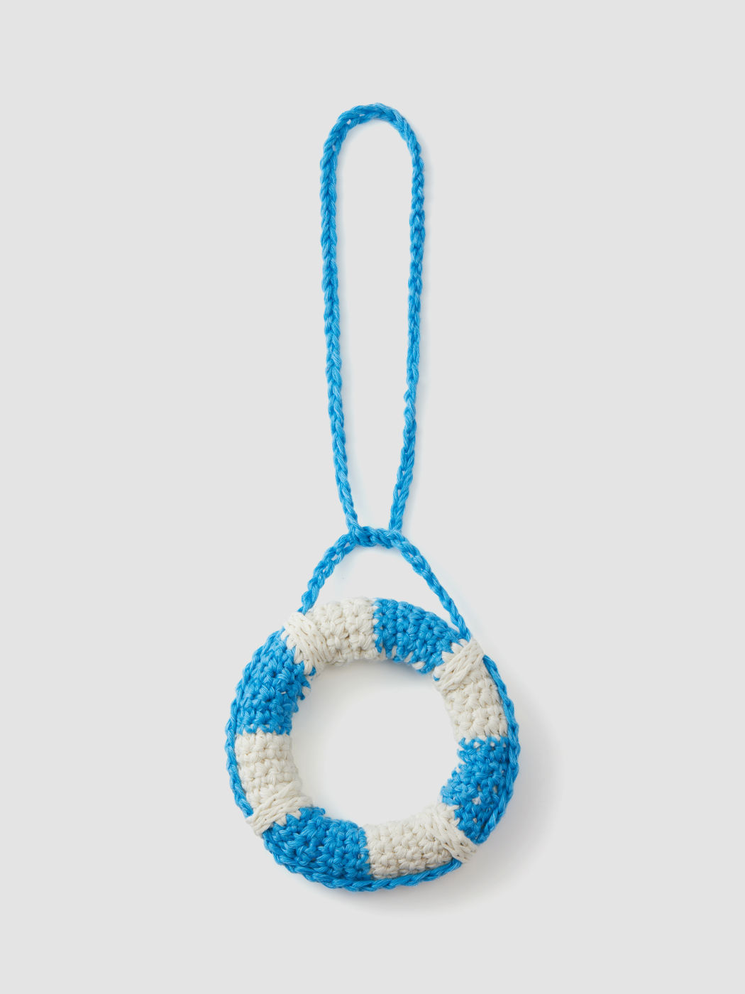 TWO-TONE SWIM RING WOVEN BAG CHARM