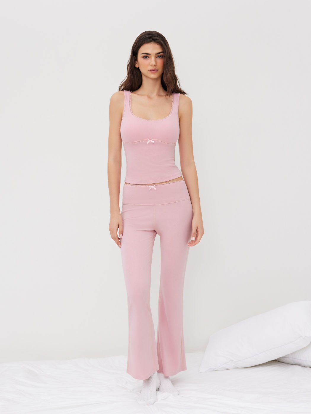Mittlerer Bund, Schleifenmuster, Spitzeverzierungen, Lounge-Cropped-Büchsenhosen