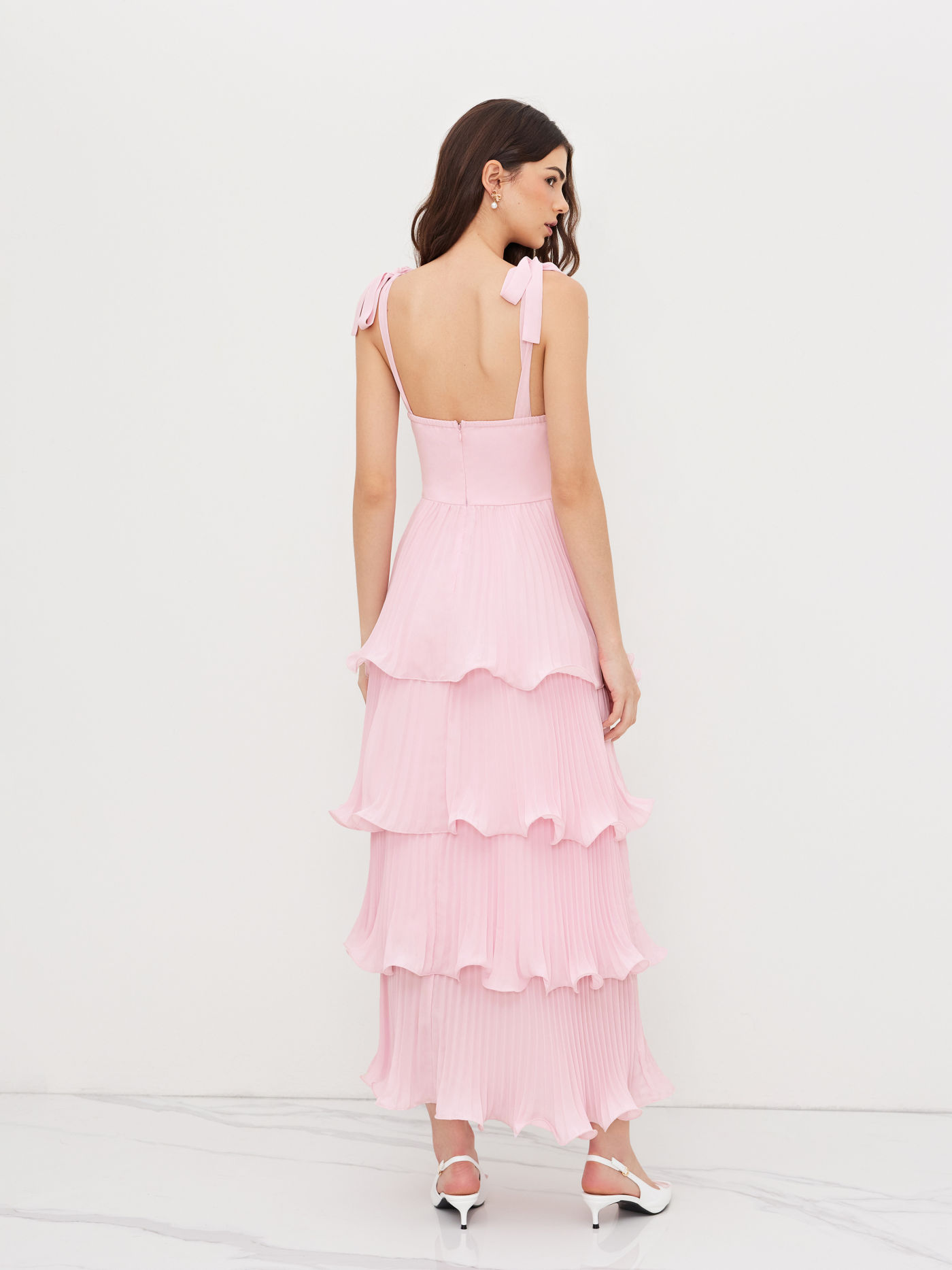  Knotted Twist Ruffle Hem Layered Maxi Dress