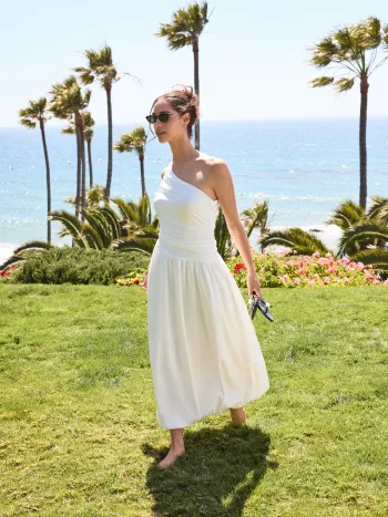 Asymmetrical Neck Ruched Bubble Hem Maxi Dress