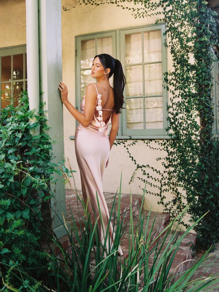 Chiffon Starfish Metal Detail Ruffle Hem Maxi Dresse