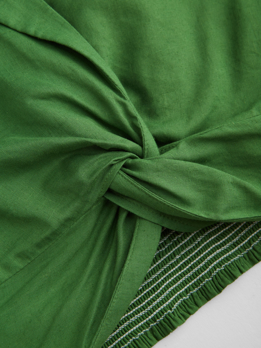 Linen-blend Collar Twist Shirred Oversized Blouse