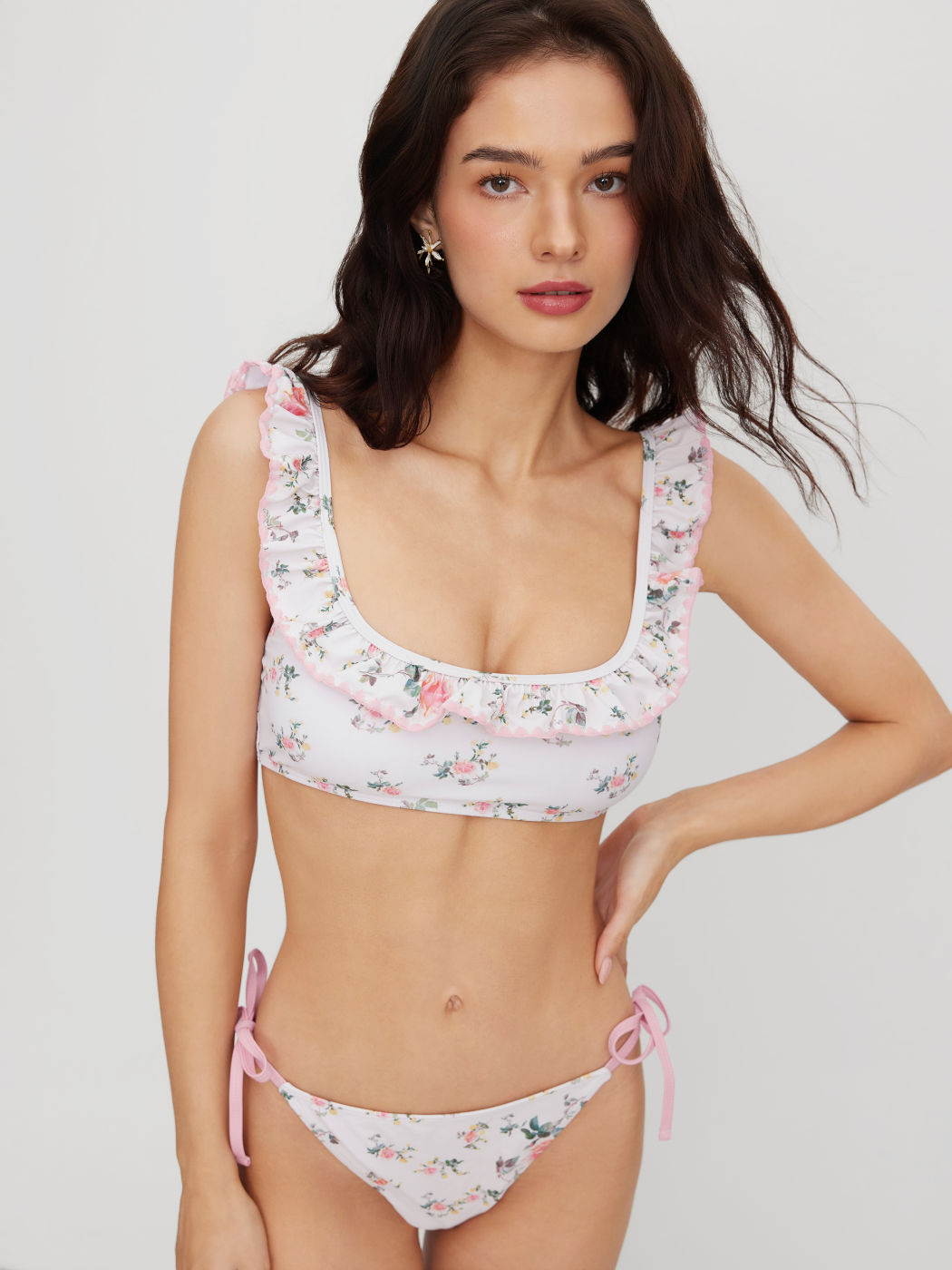 U-neckline Floral Lettuce Trim Bracelet Tie Side Bikini Set