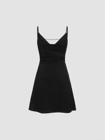 Kragenhalterung, rückenlos, Ketten-Detail, gerucherte Camisole Mini-Kleid