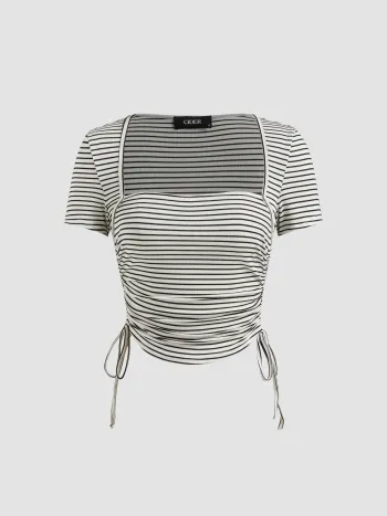 Quadratischer Halsstreifen, Reißverschluss, geriffeltes Crop-T-Shirt