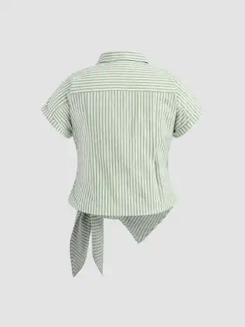 Camicia taglie forti con nodo, maniche corte e colletto a righe in misto cotone