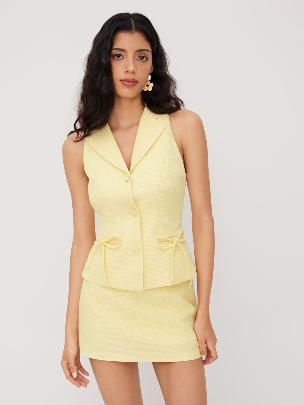 Jacquard Collar Bowknot Vest & Mid Rise Mini Skirt Set