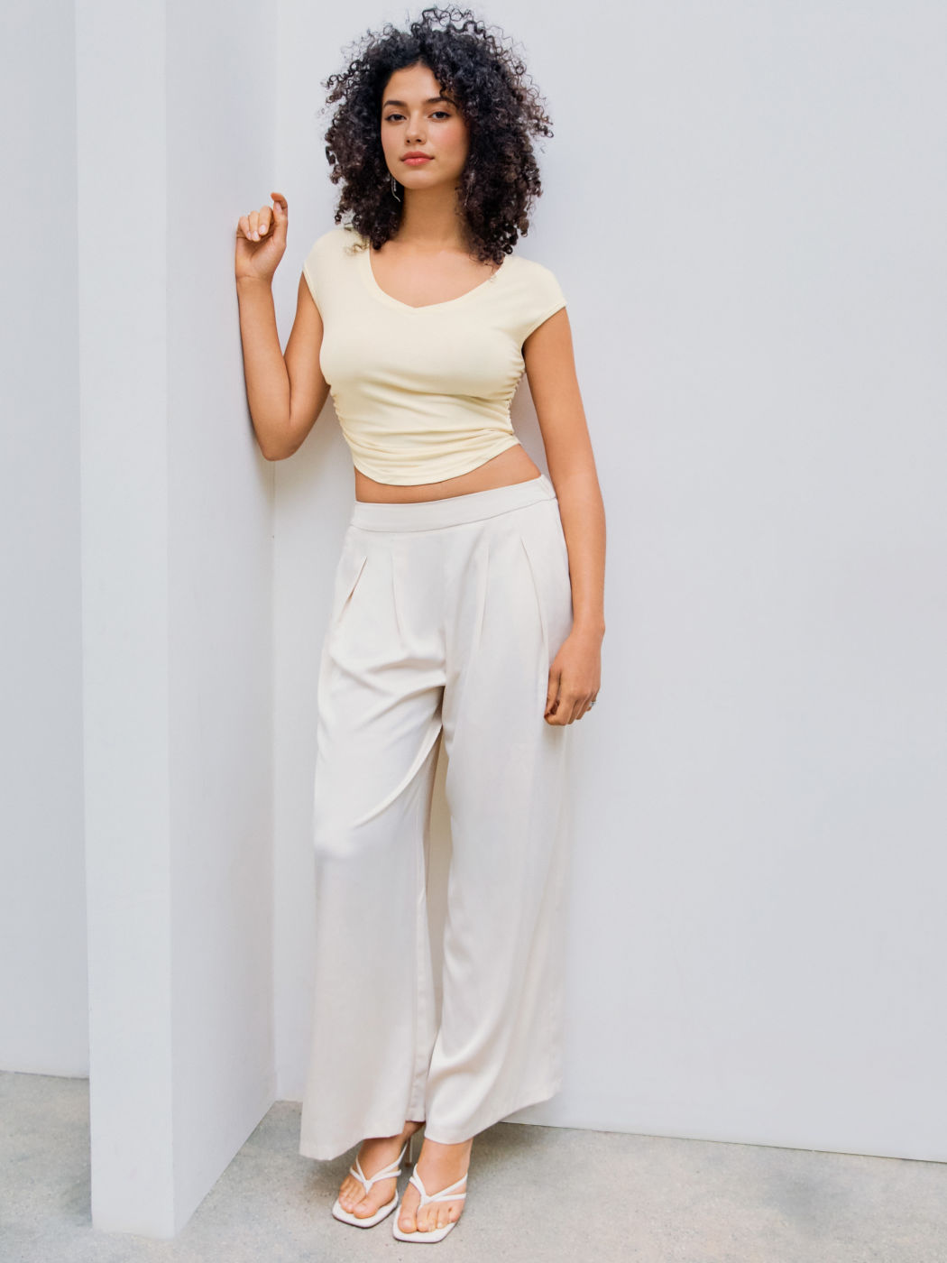 Solid Ruched Short Sleeve Top