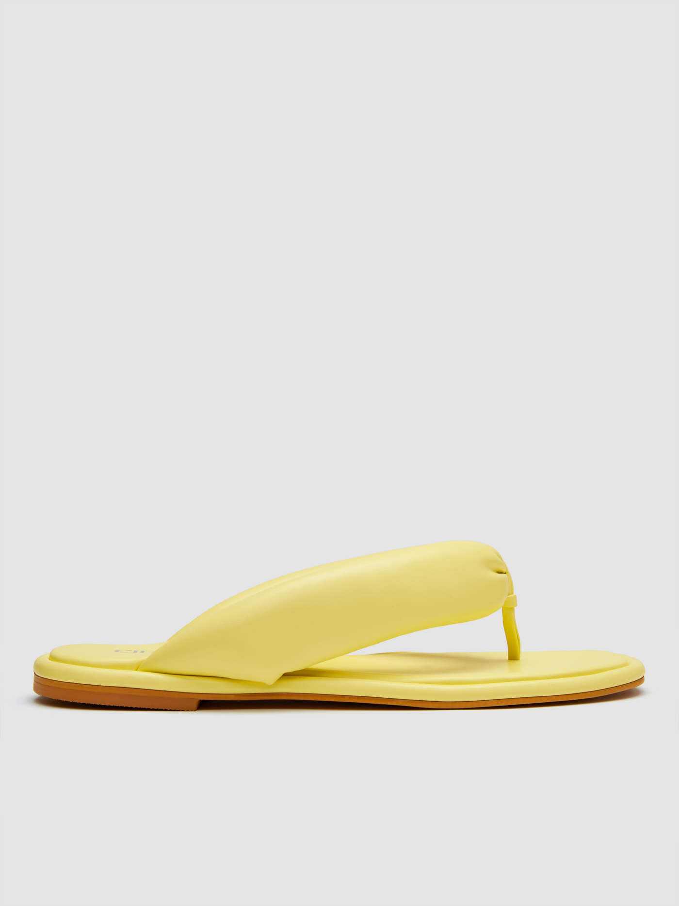 PADDED FLIP-FLOP SLIPPERS