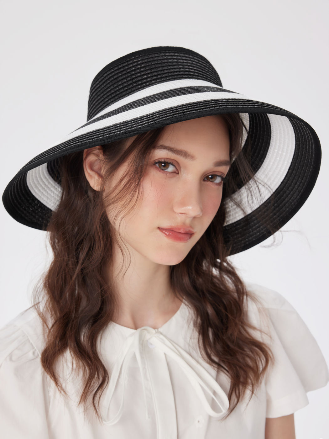 STRIPED & BOWKNOT PACKABLE STRAW HAT
