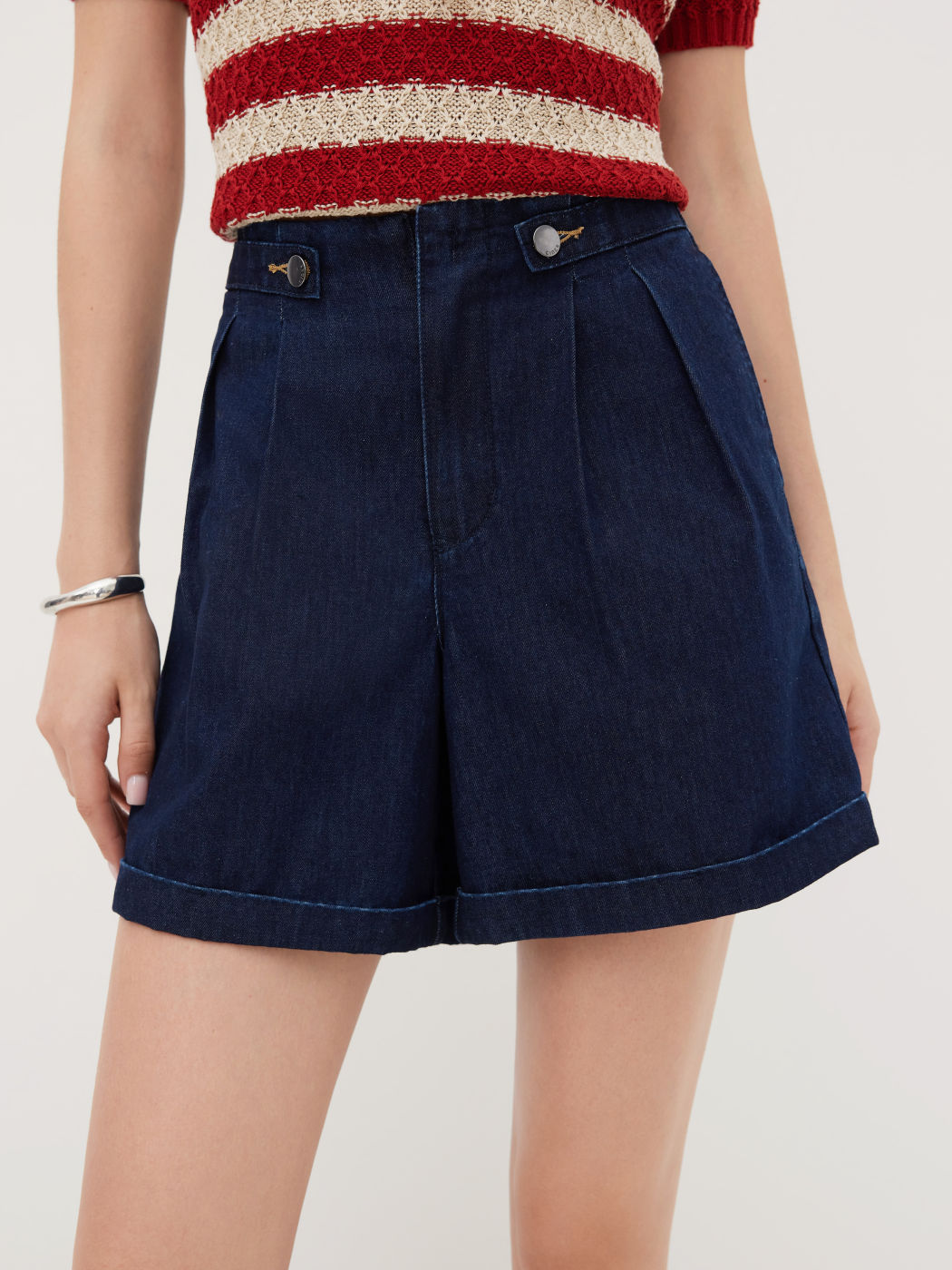Denim Low Rise Pleated Shorts