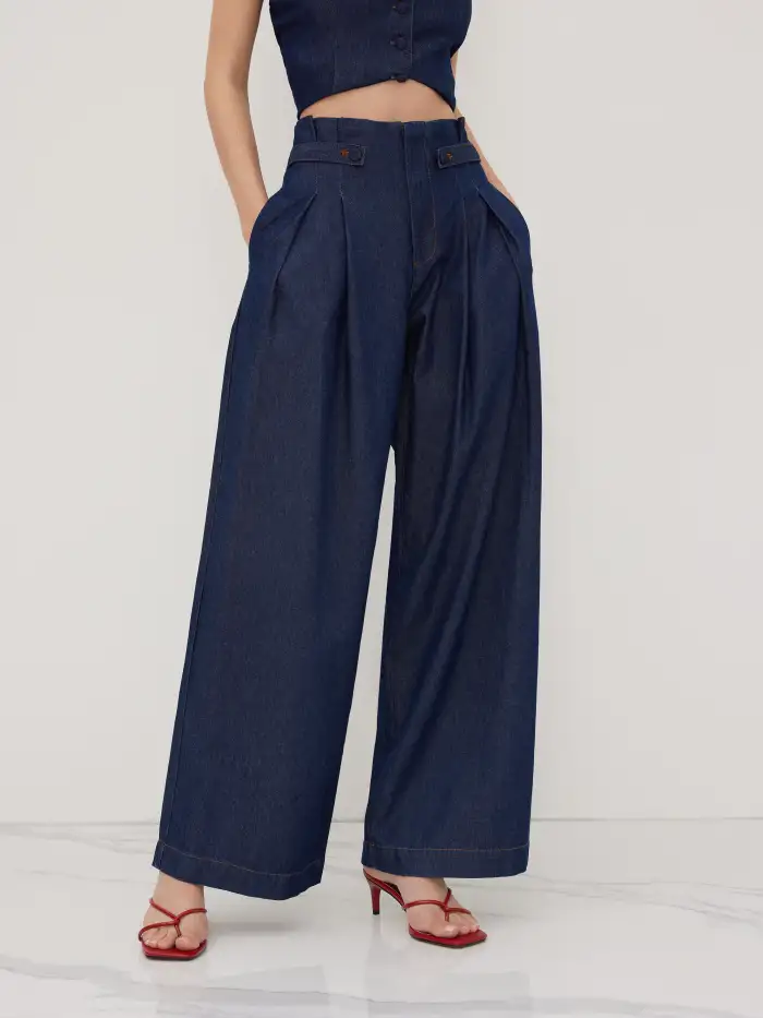 Mandarin Collar Ruched Split Top