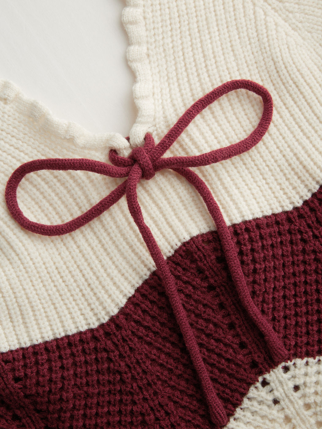 Knit Halter Neck Crochet Stripe Wave Trim Top Curve & Plus