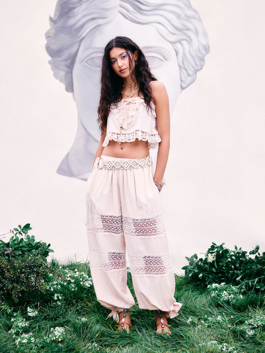 Mid Rise Lace Patched Knotted Boomer Pants