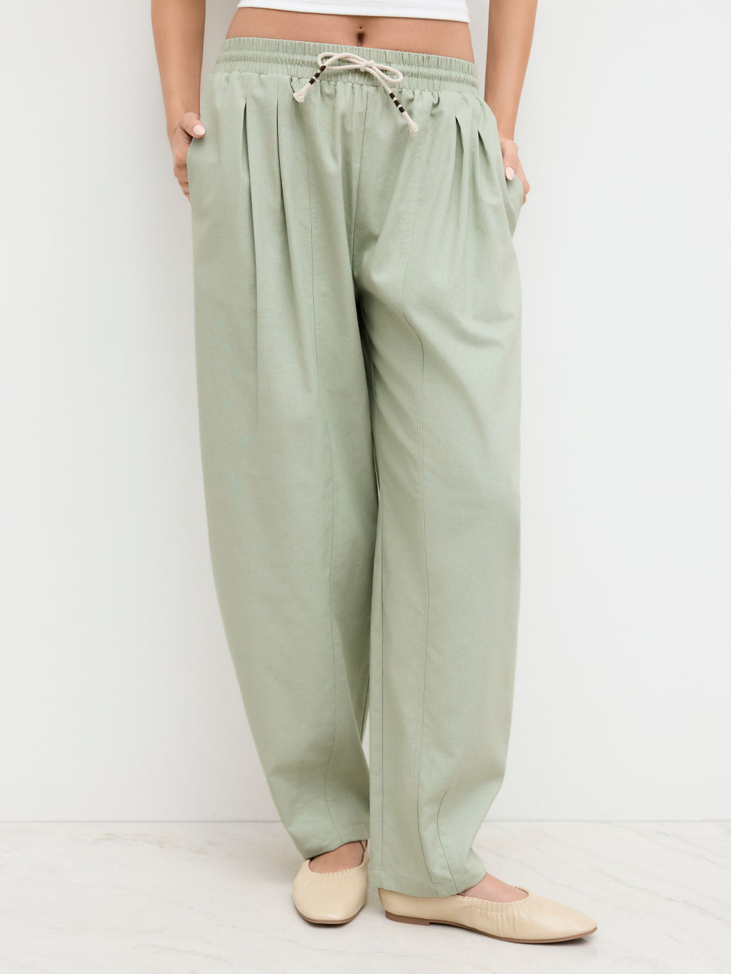 Linen-blend Mid Rise Elastic Waist Knotted Tapered Trousers