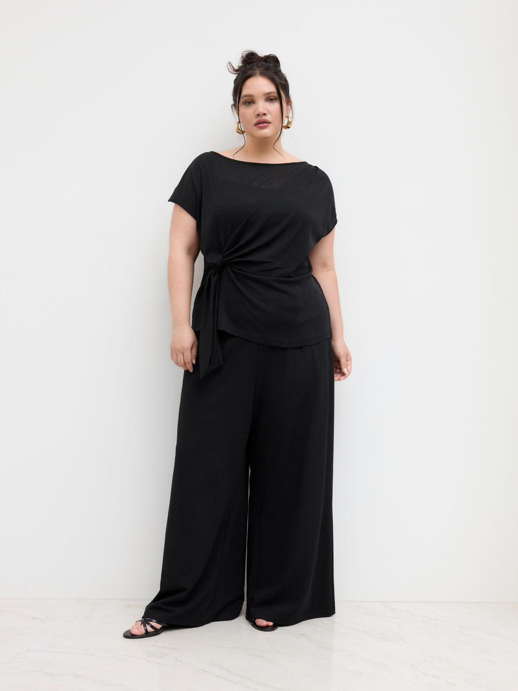 Completo Due Pezzi Top Girocollo con Nodo & Canotta Taglie Comode & Curvy