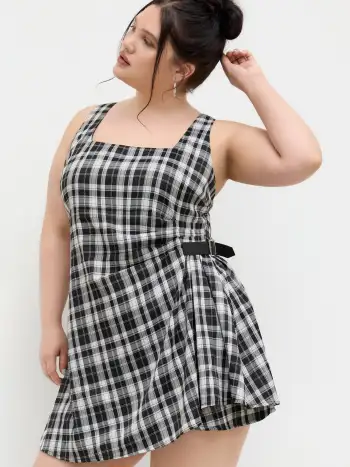 Round Neckline Flower Metal Detail Mini Dress Curve & Plus