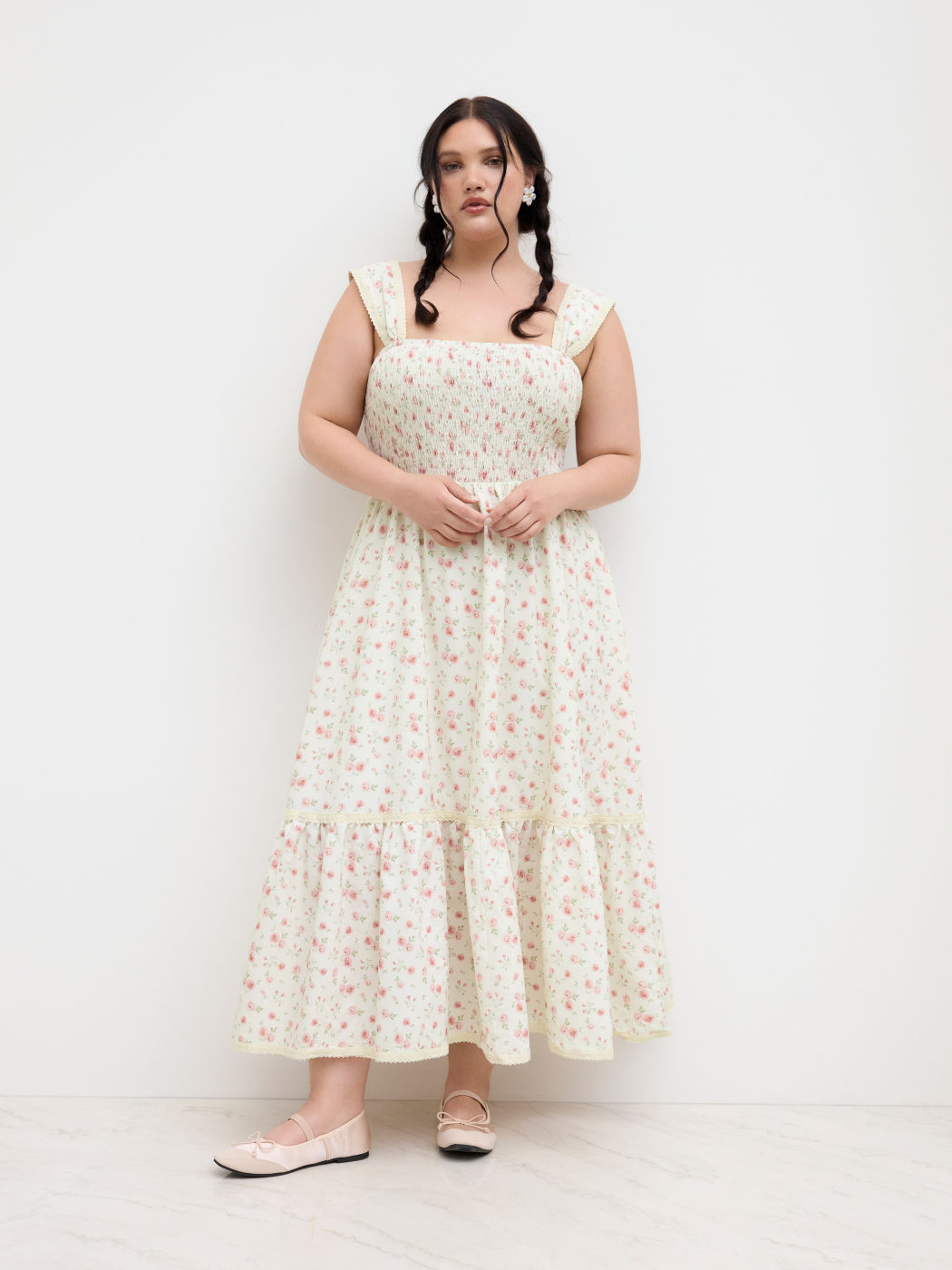 Square Neck Ditsy Floral Shirred Midi Dress Curve & Plus