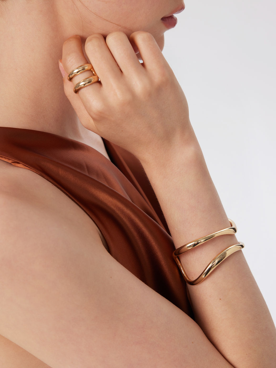 SET ANELLO E BRACCIALE APERTO DOPPIO STRATO IRREGOLARE DA 2 PEZZI