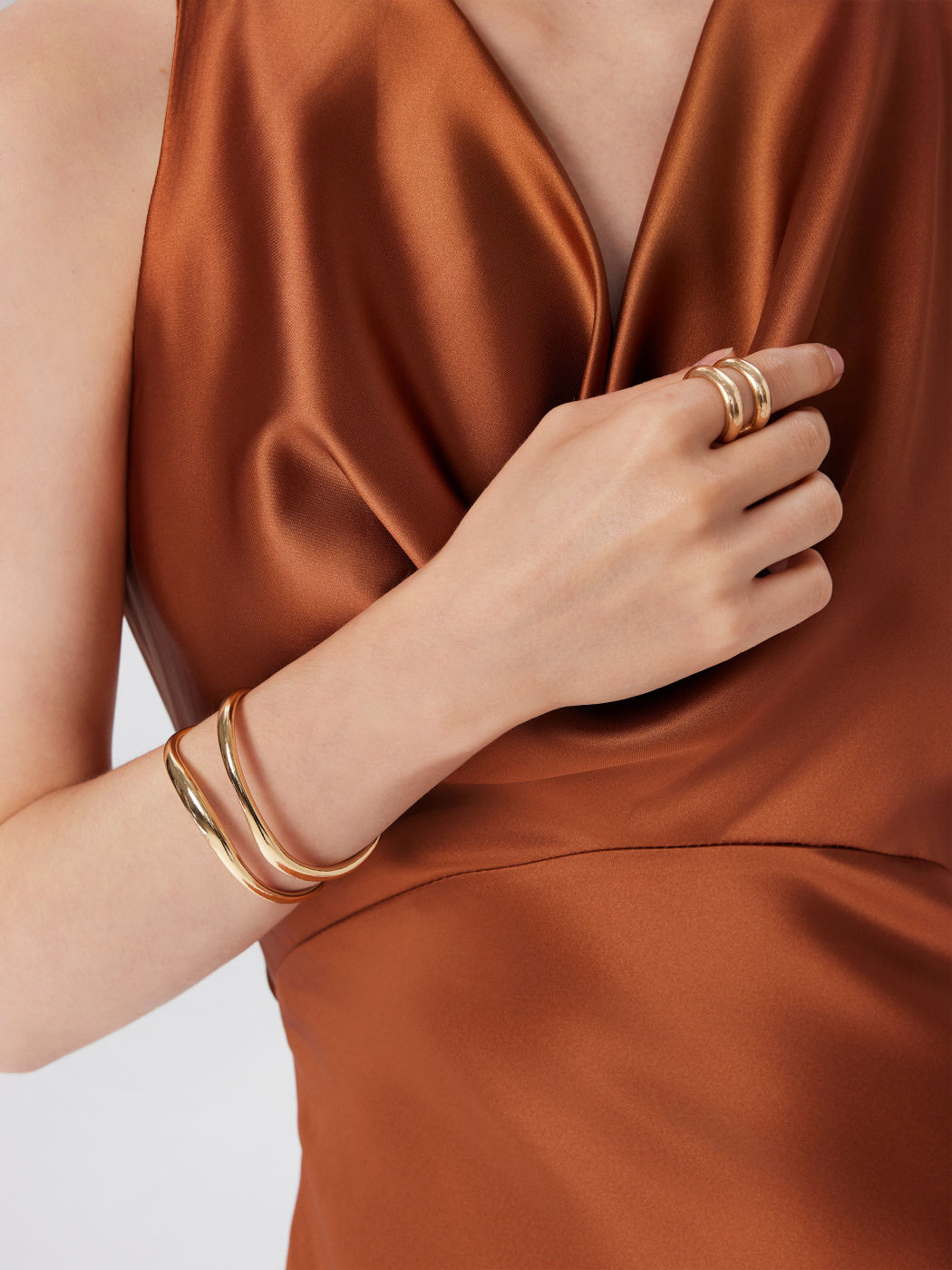 SET ANELLO E BRACCIALE APERTO DOPPIO STRATO IRREGOLARE DA 2 PEZZI