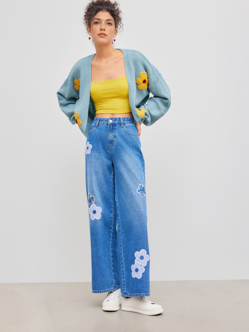 Knit Deep V Floral Cardigan