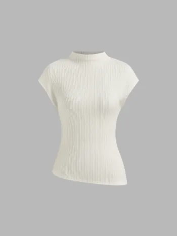 Top a collo alto testurizzato con orlo asimmetrico
