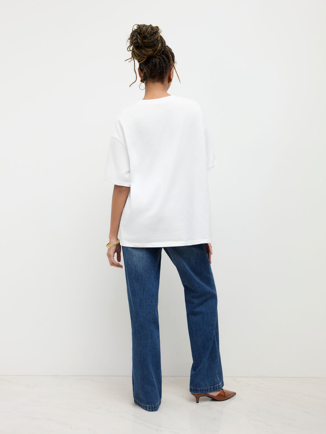 100% Cotton V-neck Oversized Tee