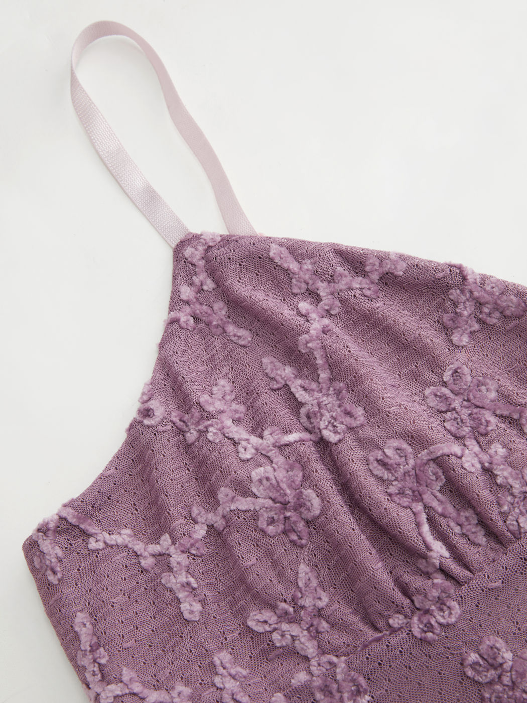 Lace V-neck Floral Cami Top Curve & Plus