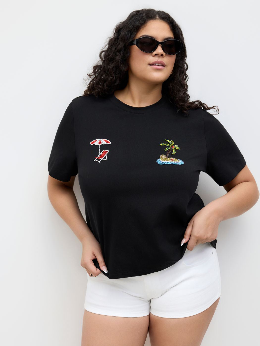 100% Cotton Round Neckline Island Beading Tee Curve & Plus