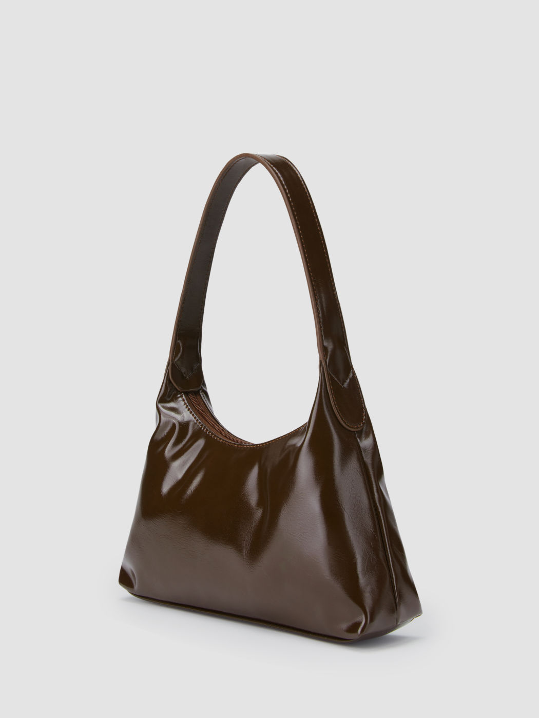 GLOSSY SHOULDER BAG