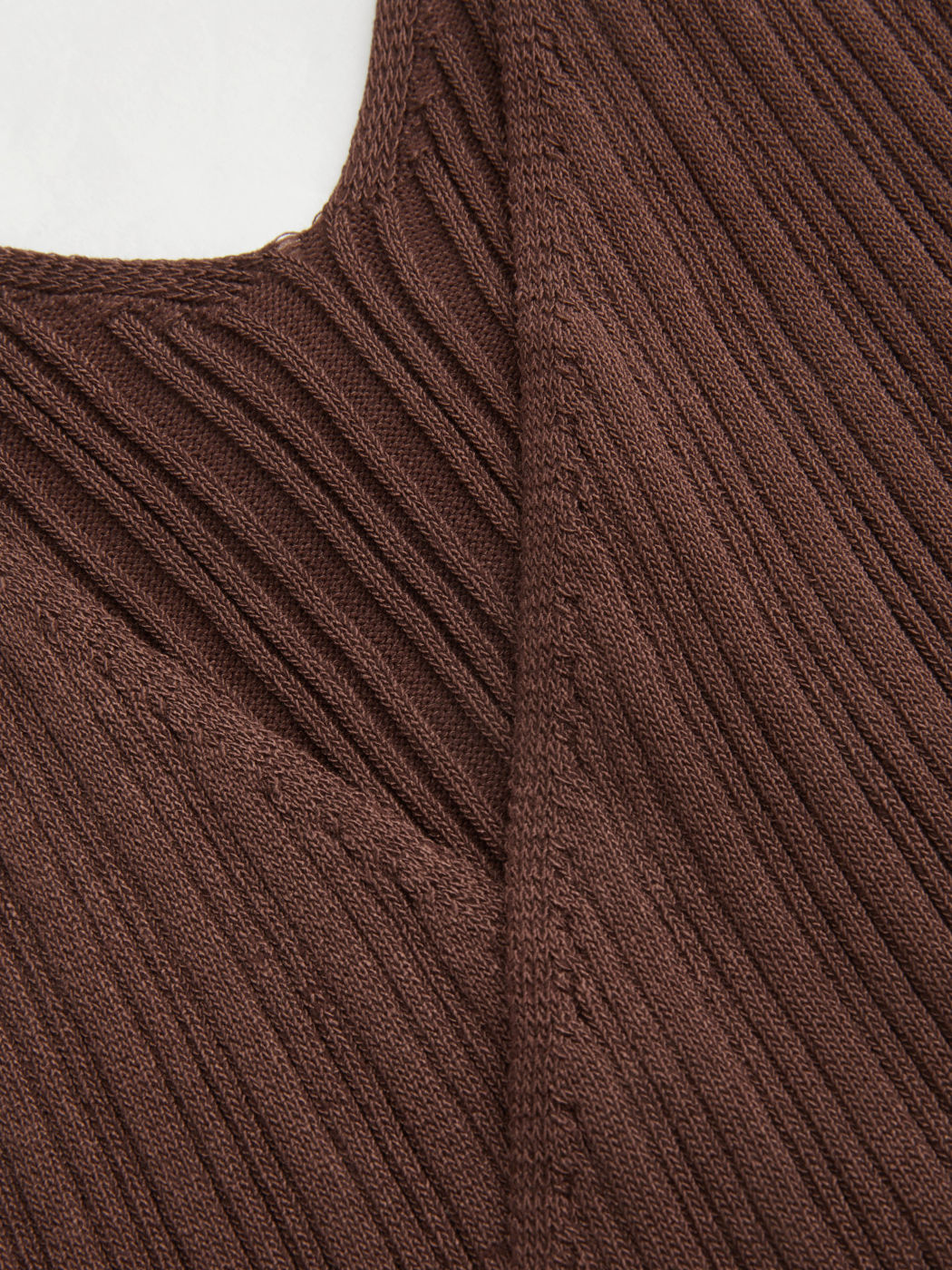Knitted V-neck Rib Asymmetrical Hem Knotted Top