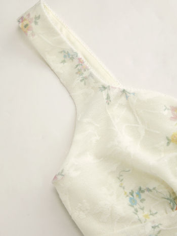 Lace Sweetheart Neckline Floral Knotted Tank Top