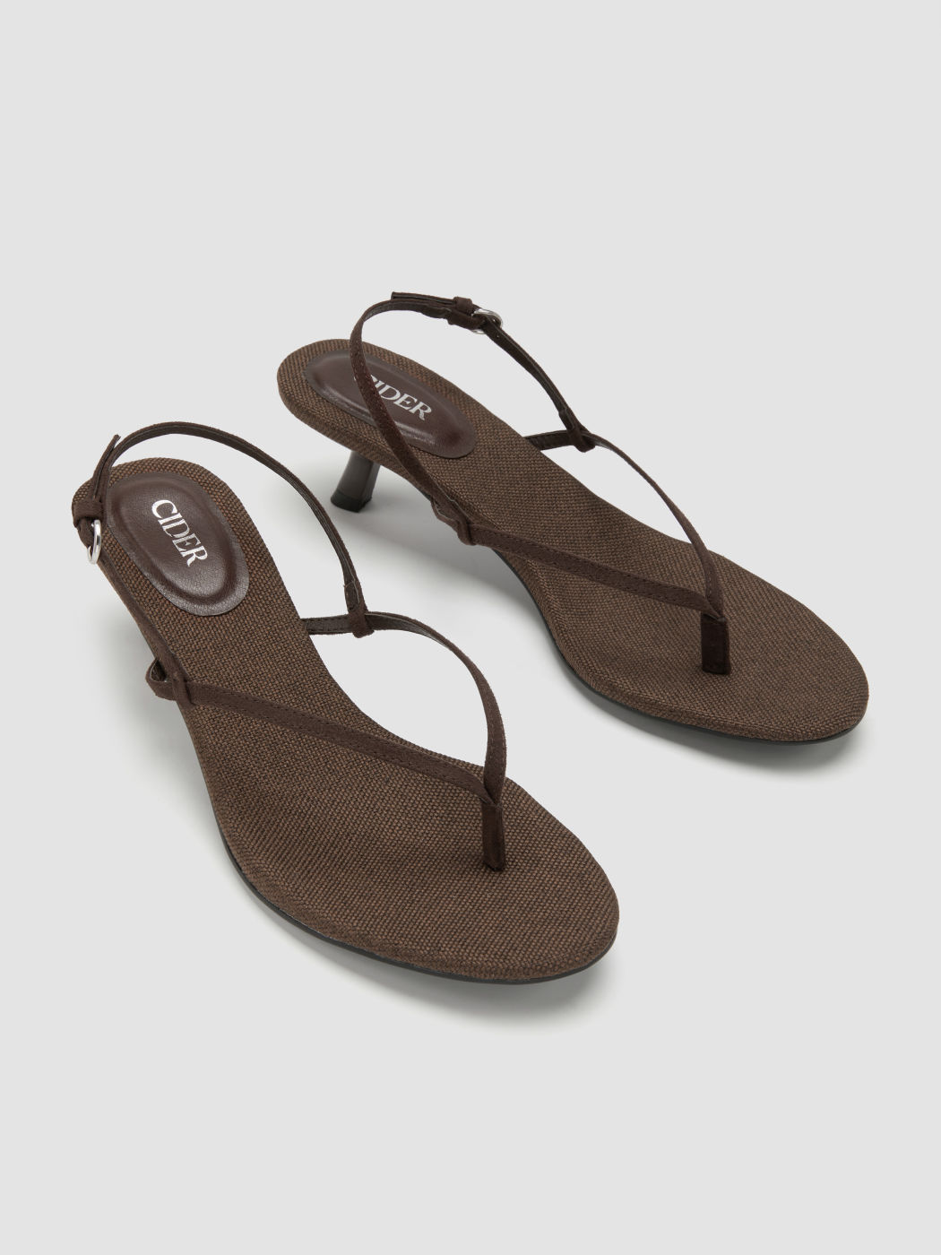 LOW HEELED FLIP-FLOP SANDALS