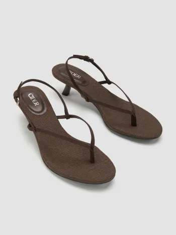 Flachhackige Flip-Flop-Sandalen