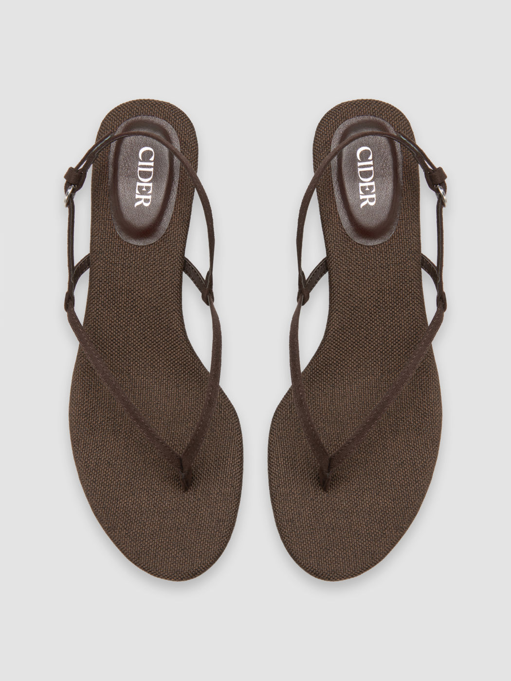 LOW HEELED FLIP-FLOP SANDALS