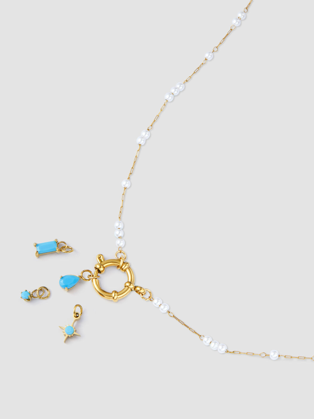 RHINESTONE PENDANT