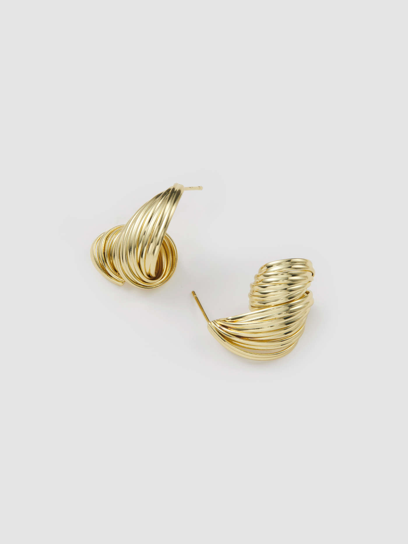 TWISTED STUD EARRINGS