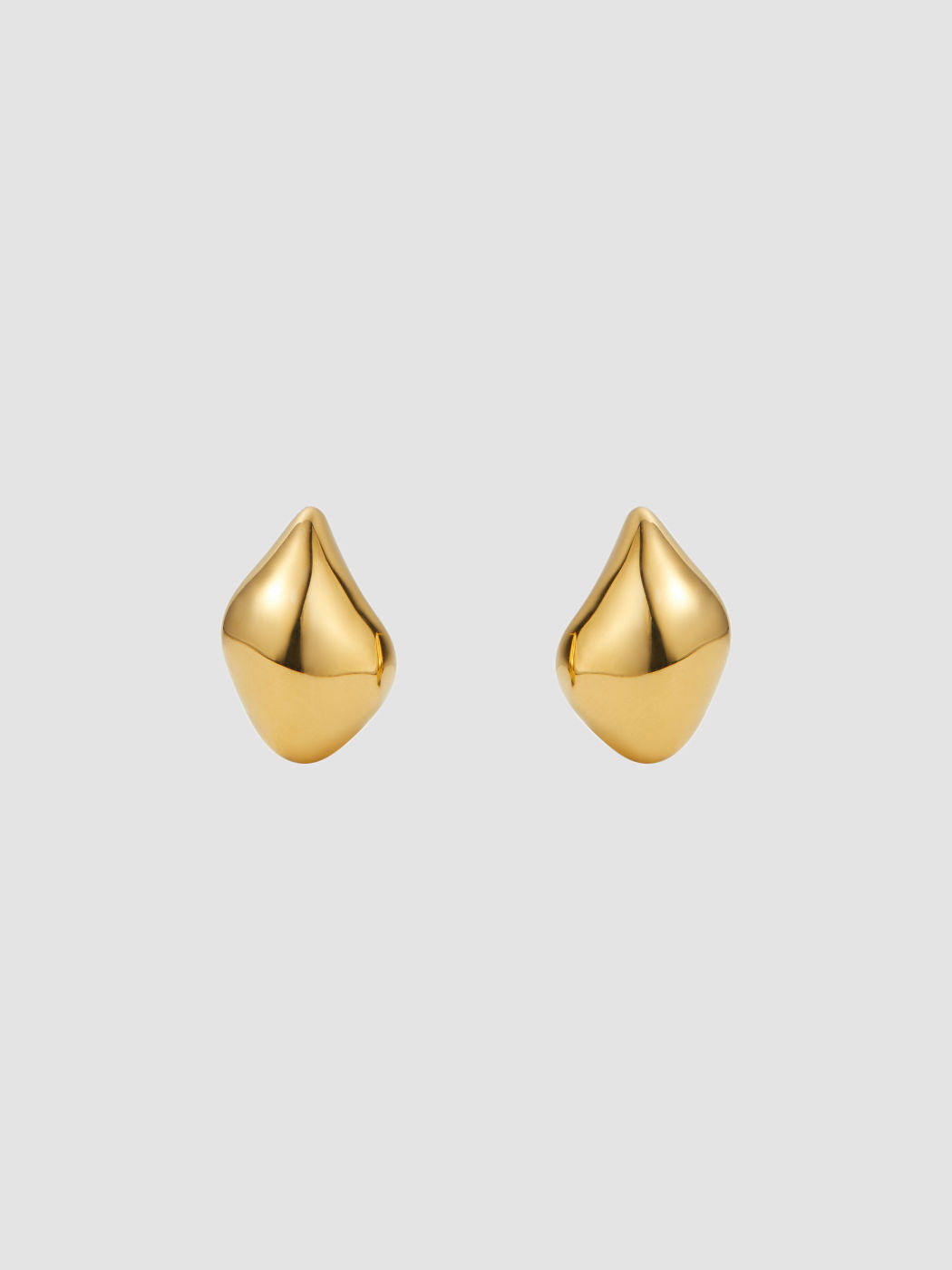 WATER DROP 18K GOLD PLATED STAINLESS STEEL STUD EARRINGS