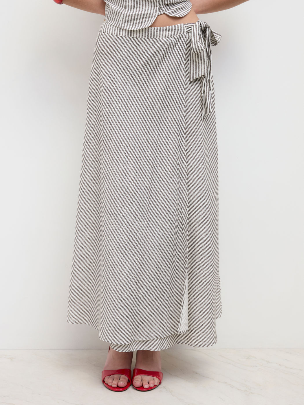 Linen-blend Mid Rise Stripe Knotted Maxi Skirt