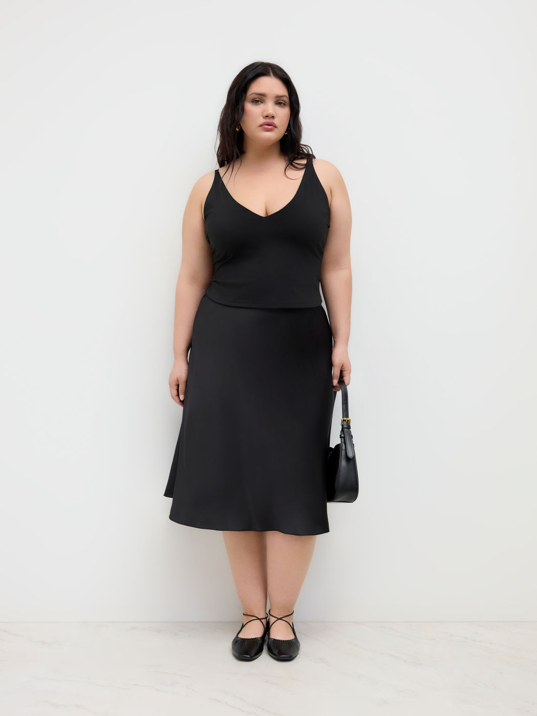Satin Midi Rocker Skirt mit Rüschen, Mittelhöhe, Schrägschnitt Kurve & Plus