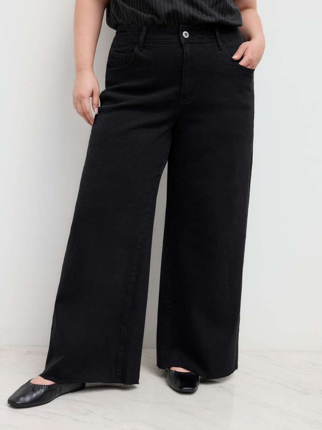 High Stretch Denim Mid Rise Zipper Straight Leg Jeans Curve & Plus